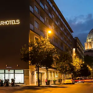 Starhotels Michelangelo Hotel