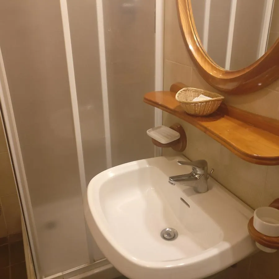 Hotel Pavia Roma Italia