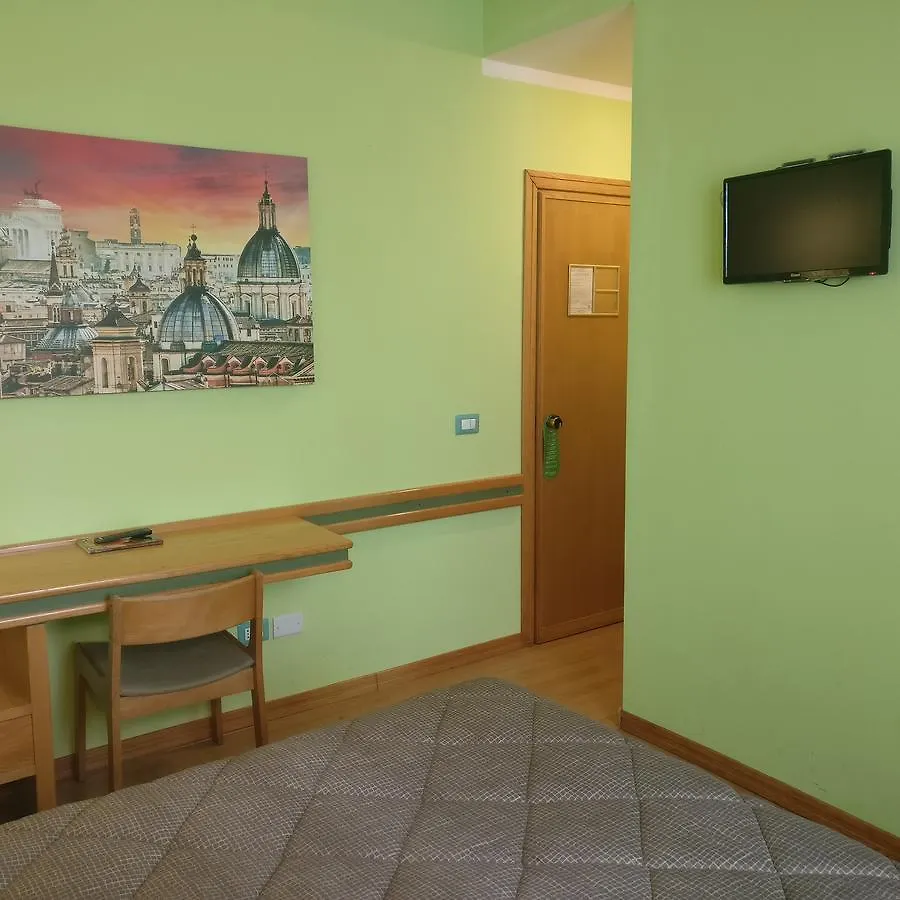 Hotel Pavia Roma 3*,  Italia